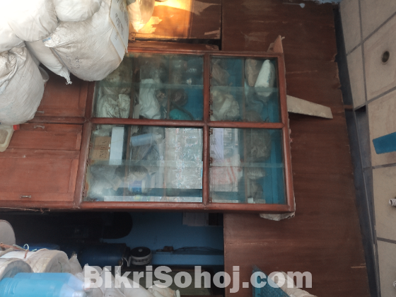 সোকেস বিক্রি হবে